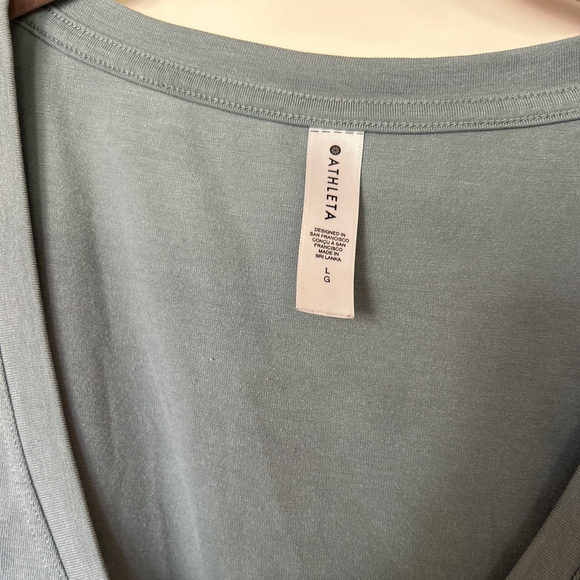 Women's Athleta Green V-Neck Tank Top L - Picture 2 of 4